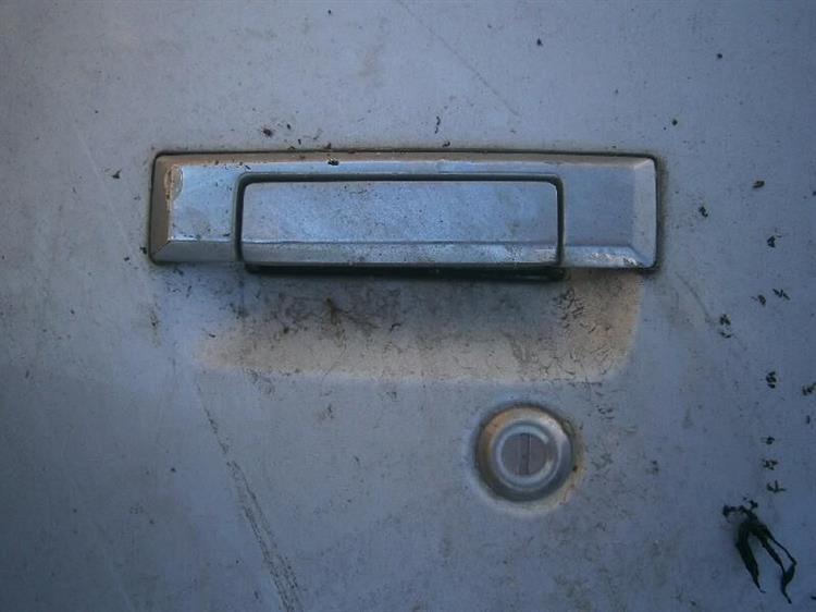 Дверь Тойота Таун Айс в Нижневартовске 15430