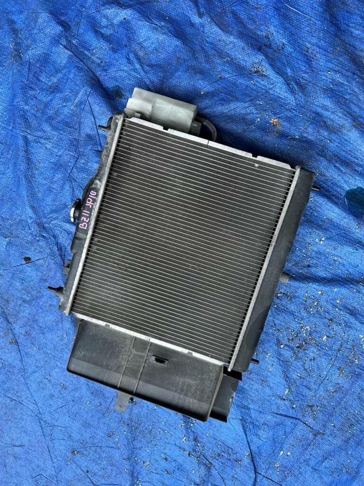 Радиатор основной Ниссан Куб в Нижневартовске 240802