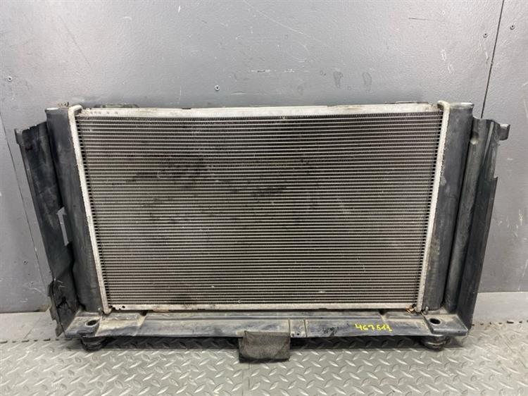 Радиатор основной Тойота Приус в Нижневартовске 467511