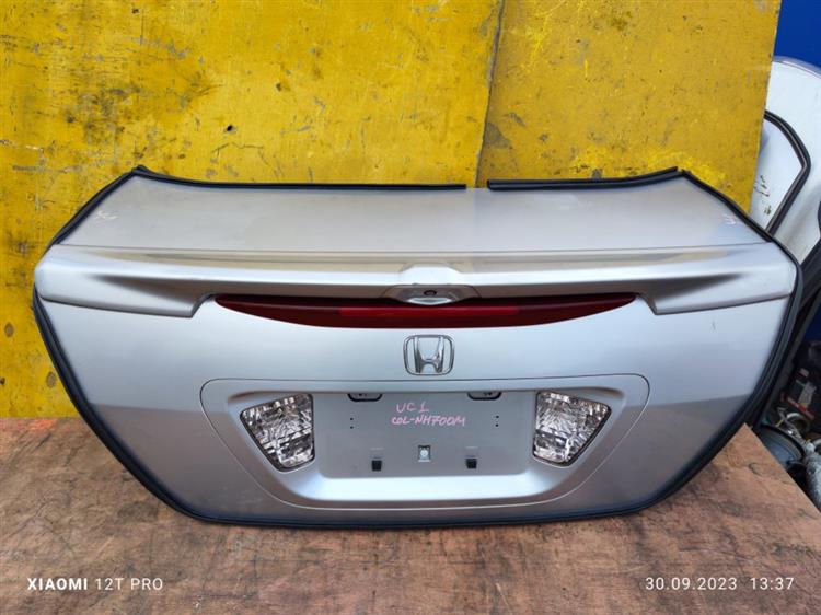 Крышка багажника Хонда Инспаер в Нижневартовске 652201